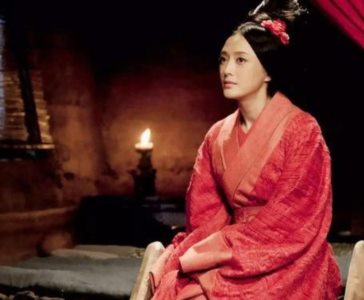 吕雉作为中国历史上的第一位皇后 吕后的人生为何是悲剧的